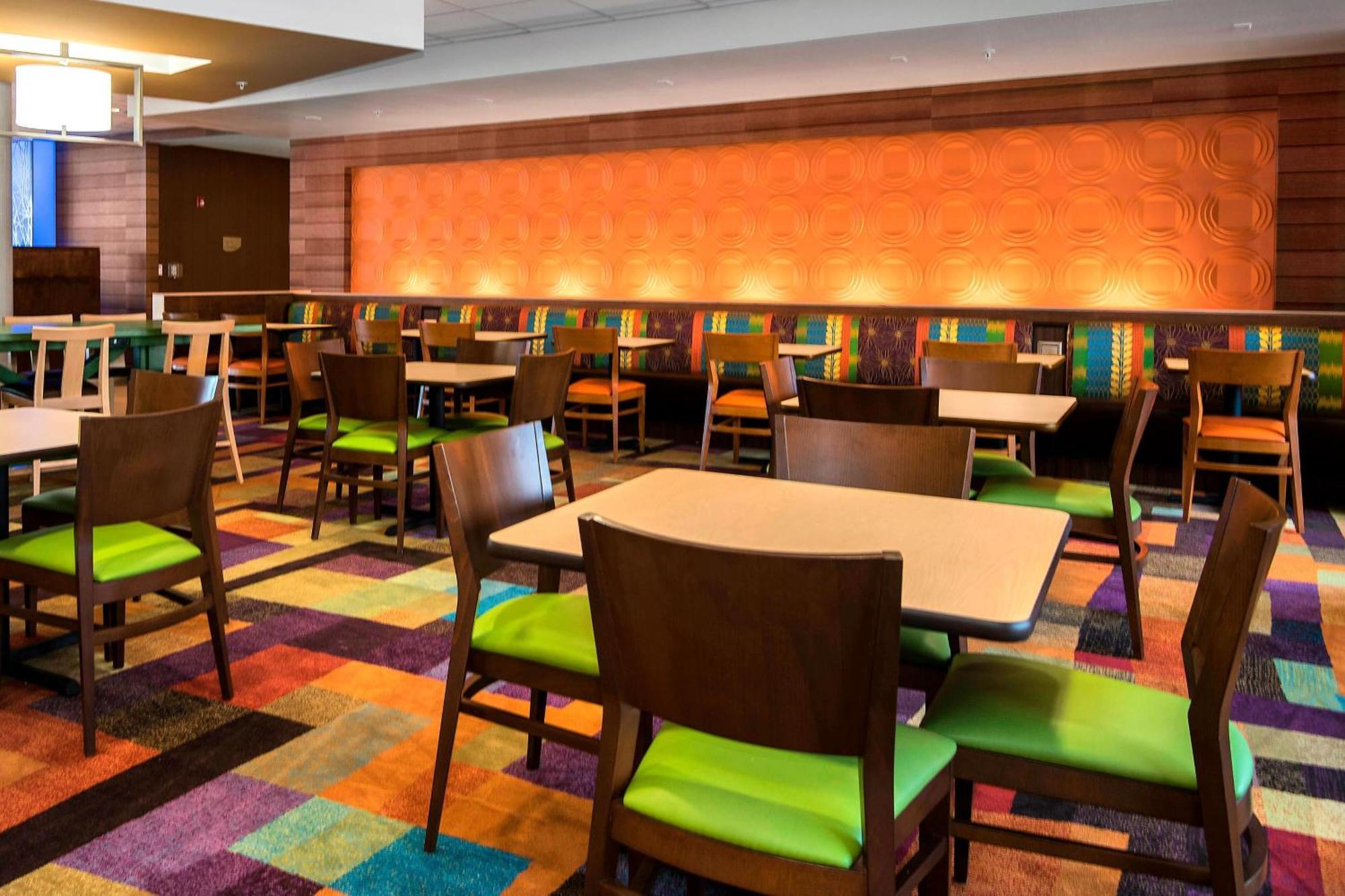 Fairfield Inn & Suites By Marriott Little Rock Бентън Екстериор снимка
